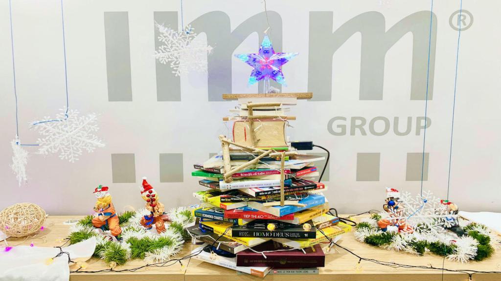 The Christmas Desk Decorating Contest 2020 – IMM Group