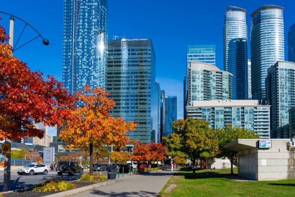 Toronto - đầu tàu kinh tế của canada