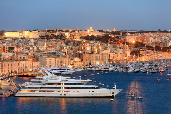 Malta - Trung tâm kinh tế thịnh vượng giữa vùng Địa Trung Hải